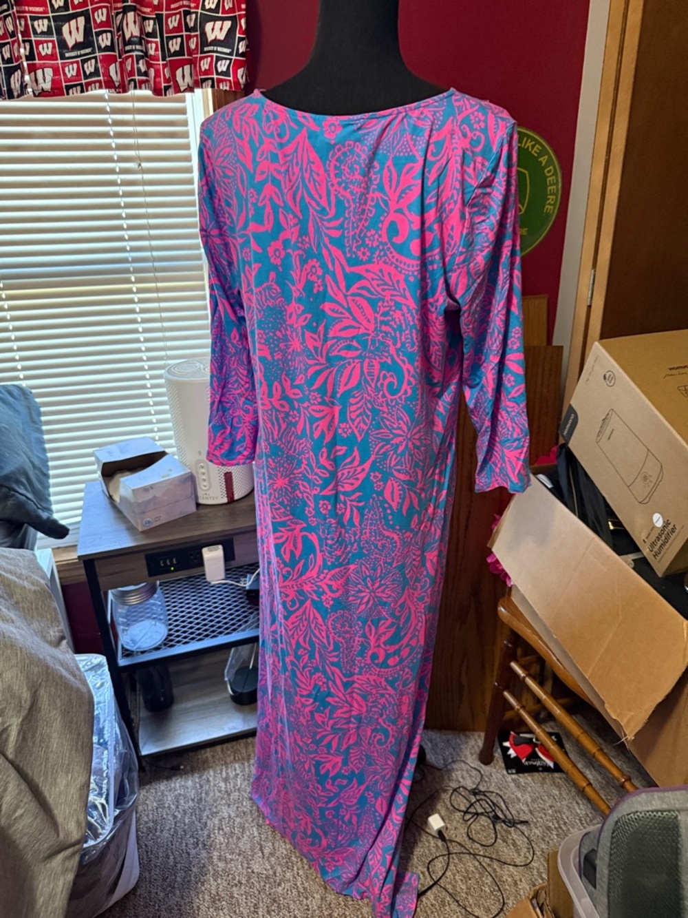 Vibrant Pink Floral Maxi Dress on Teal - Picture 2 of 4
